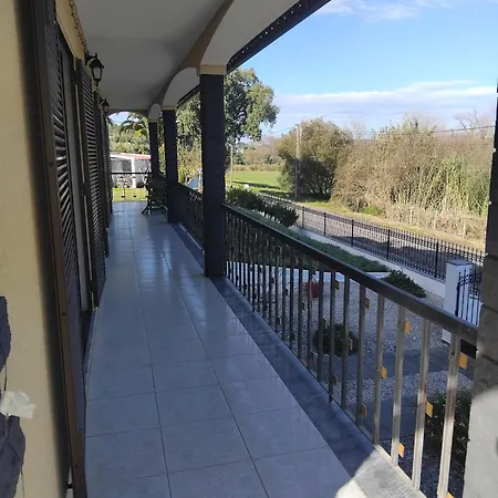 Familia Antonio Standen 别墅 Maxial